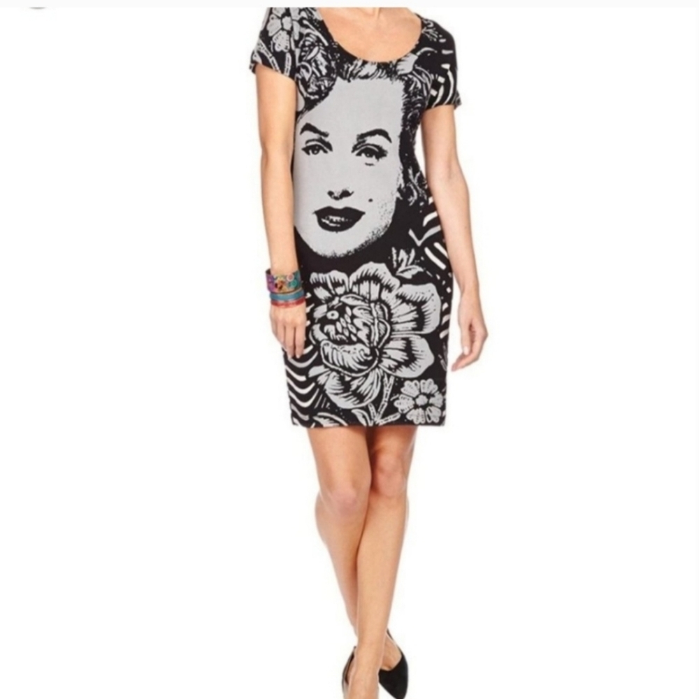DESIGUAL By Monsieur Lacroix The‎ Devine Marilyn Pop Art Bodycon Dress.